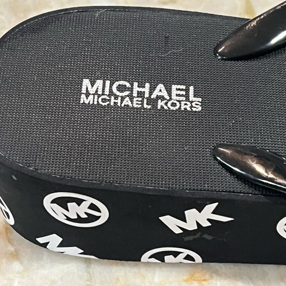 Michael Michael Kors Platform Sandals - Picture 5 of 7